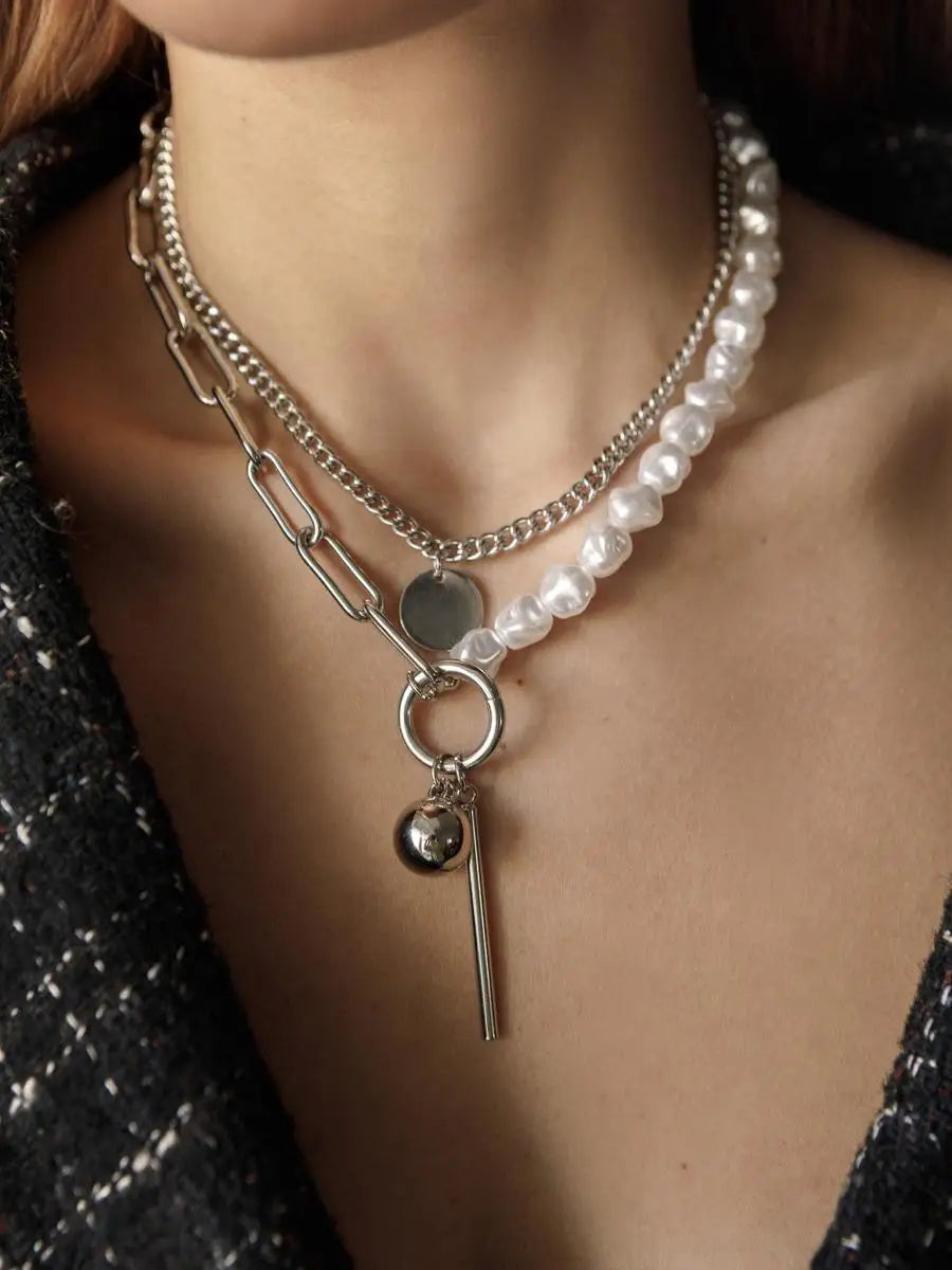 Luxury Cross Heart Pendant Necklace: Unleash Timeless Elegance
